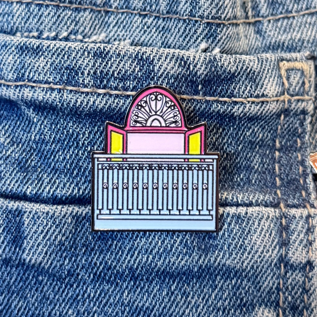 Pin - Windows